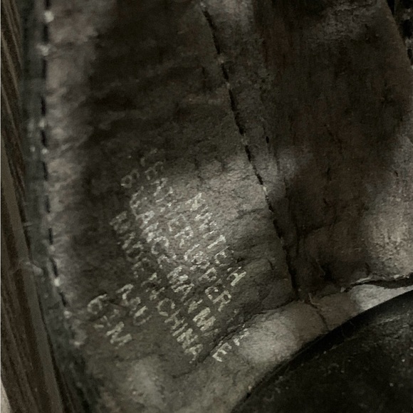 Nine West cut-out floral pattern black leather sandals- size 6.5 - Picture 8 of 8